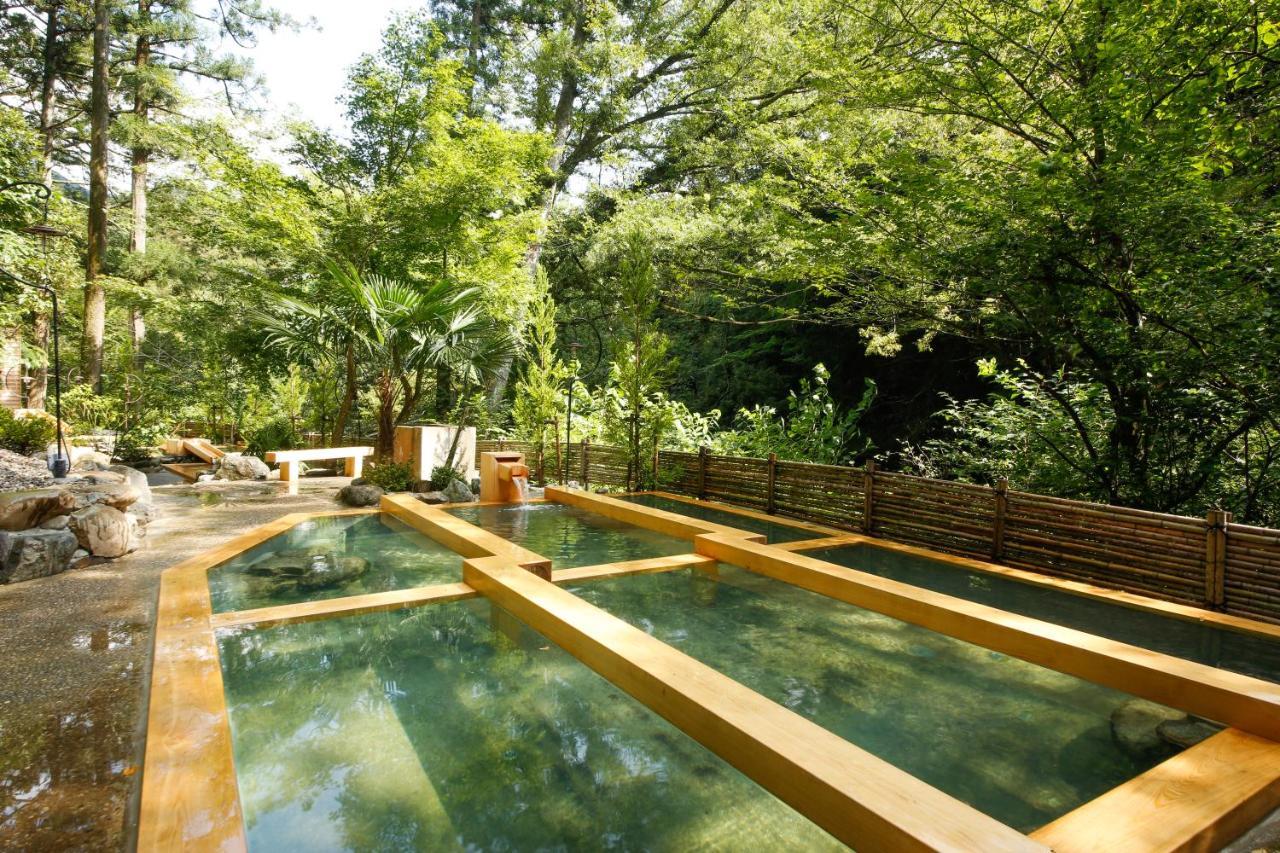 Yamanaka Onsen Hanatsubaki كجا المظهر الخارجي الصورة
